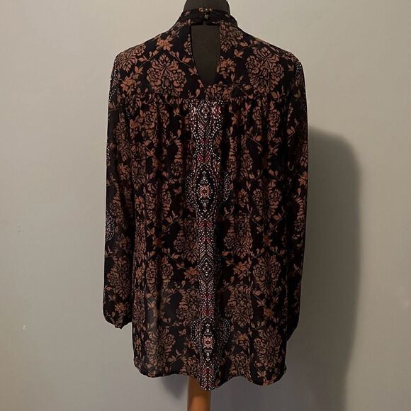 Knox Rose Women's Multicolor Damask Pattern Keyhole Long Sleeve Blouse Medium - Picture 4 of 9